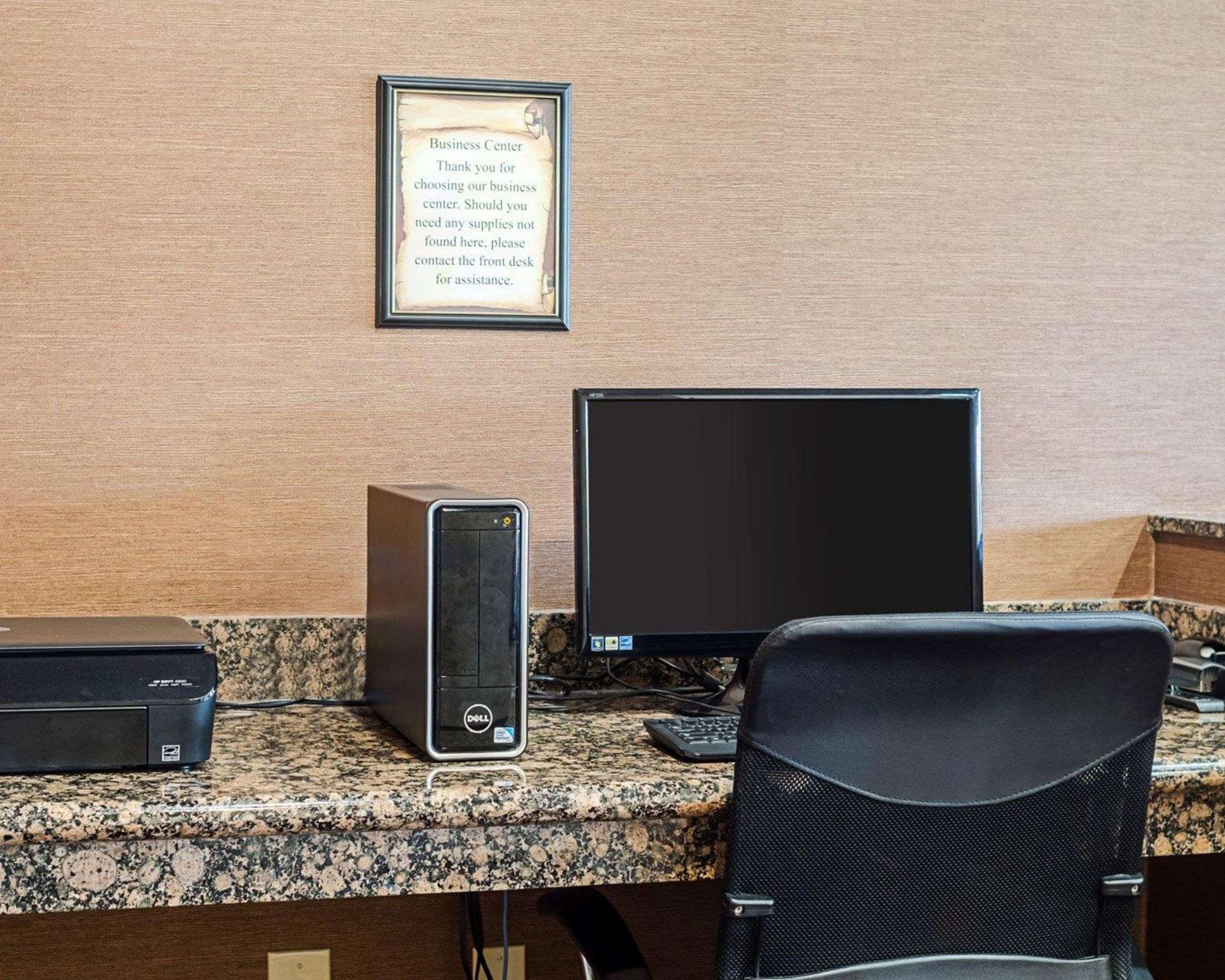 Comfort Inn & Suites Lawrence - University Area Dış mekan fotoğraf