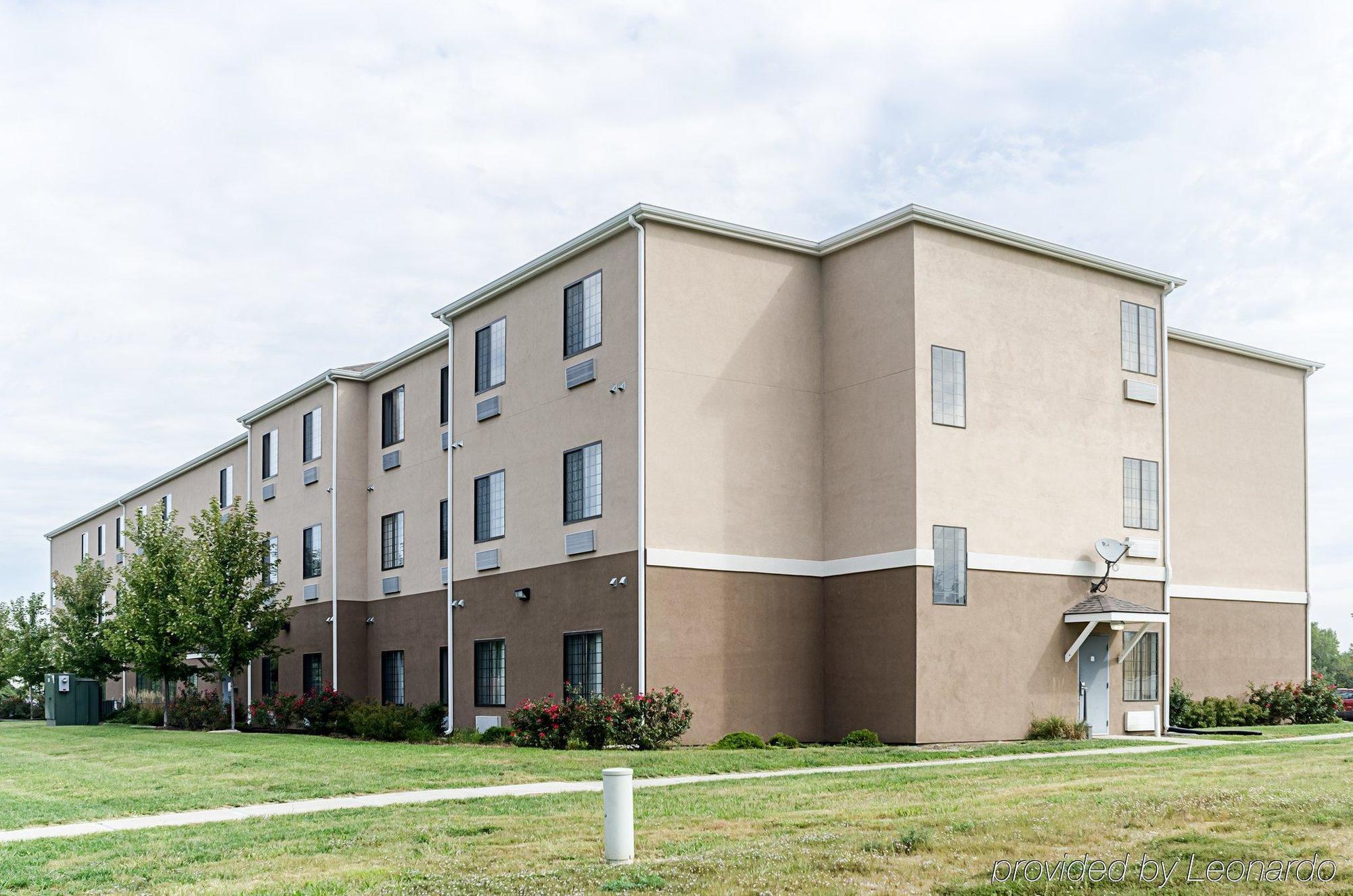 Comfort Inn & Suites Lawrence - University Area Dış mekan fotoğraf