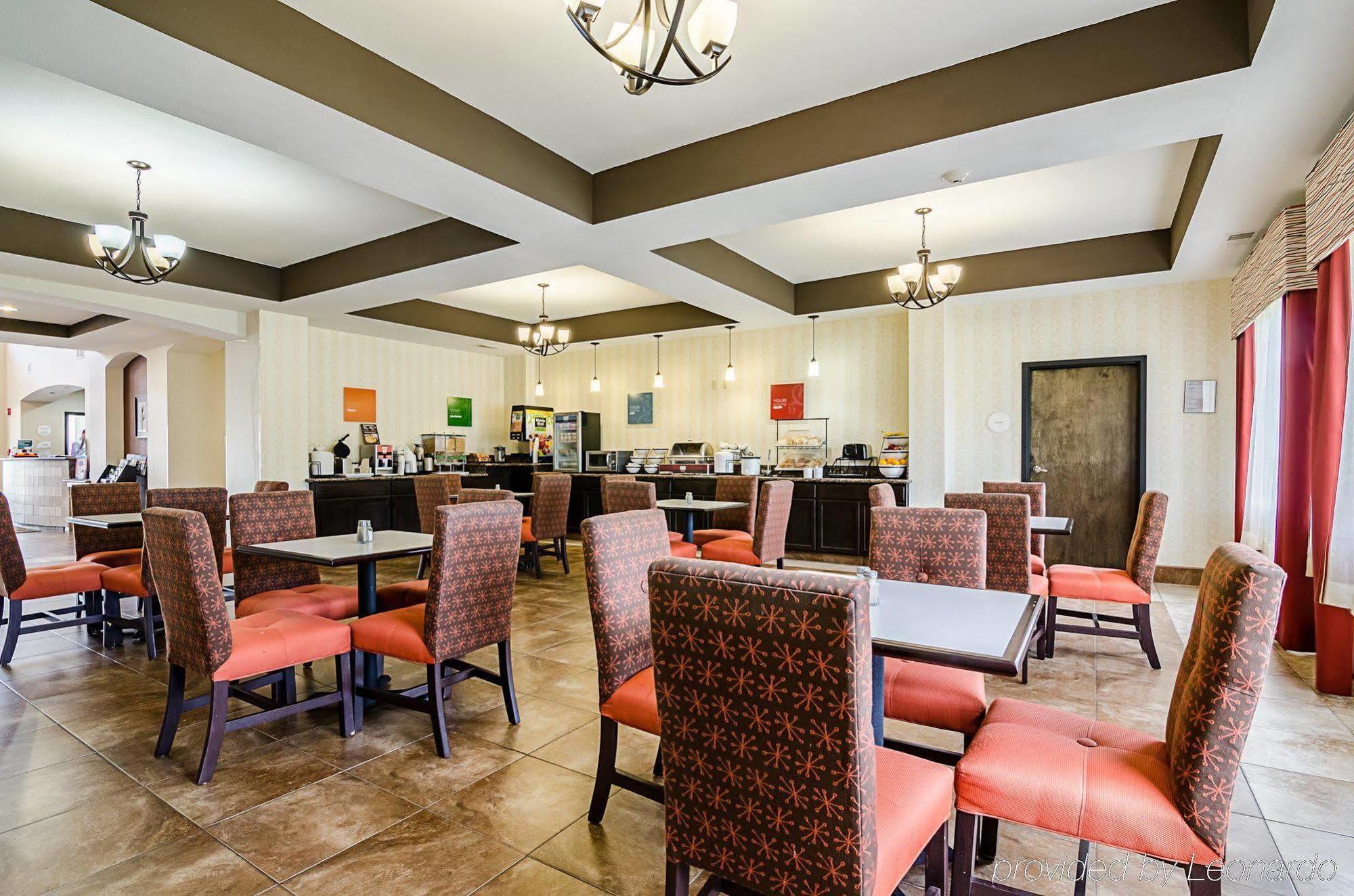 Comfort Inn & Suites Lawrence - University Area Dış mekan fotoğraf